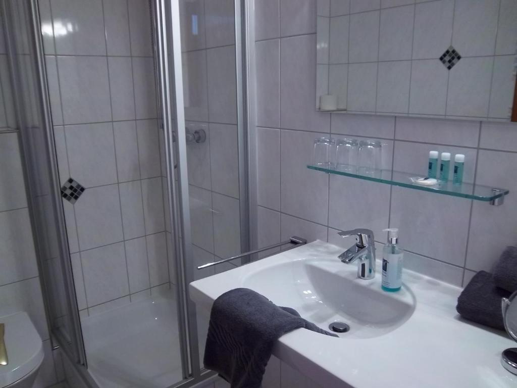 Hotel Zum Stern شفايش المظهر الخارجي الصورة